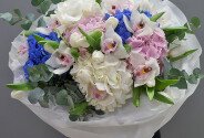 Bouquet of hydrangeas, tulips and orchids “White Harmony” — photo 1