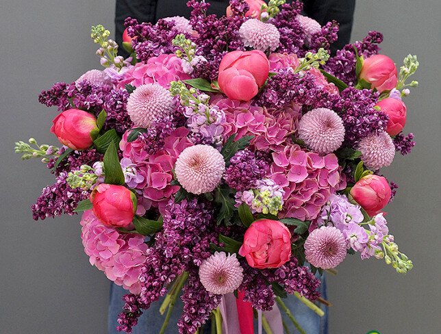 Buchet din hortensii roz, liliac si crizanteme foto