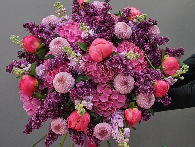 Buchet din hortensii roz, liliac si crizanteme foto