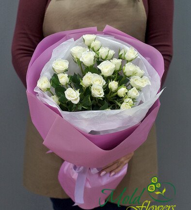 Bouquet of White Spray Roses “Lightness of Feelings” photo 394x433