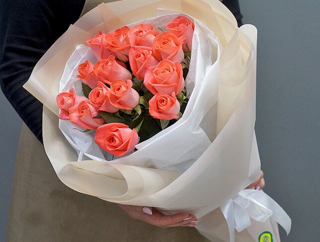 Bouquet of 15 Coral Roses 40 cm photo