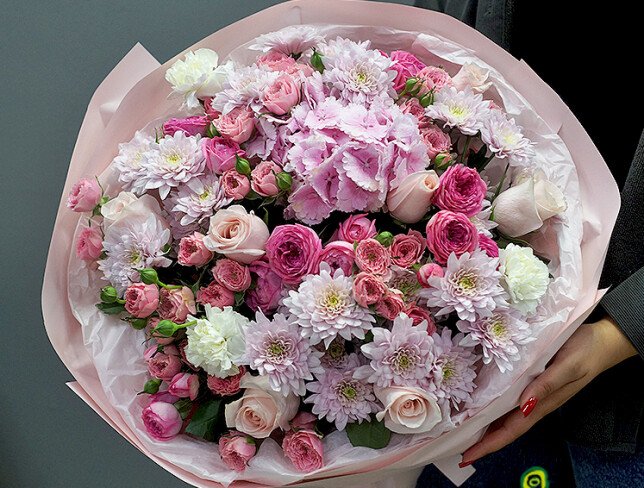 Bouquet of Hydrangeas, Roses and Chrysanthemums “Floral Harmony” photo