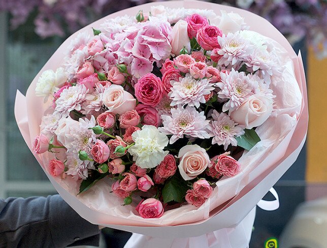 Bouquet of Hydrangeas, Roses and Chrysanthemums “Floral Harmony” photo