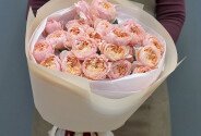 Bouquet of peony-style roses ''Juliet'' — photo 3