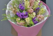 Buchet din mathiola delicată — foto 4
