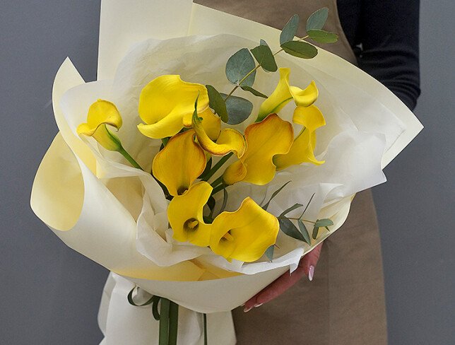 Buchet din 9 cale galbene foto