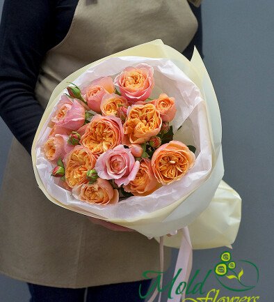 Bouquet of 15 Cream Peony Roses photo 394x433