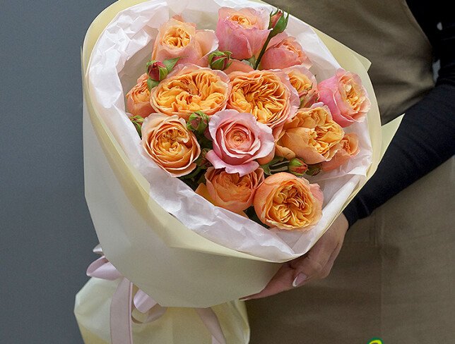 Bouquet of 15 Cream Peony Roses photo