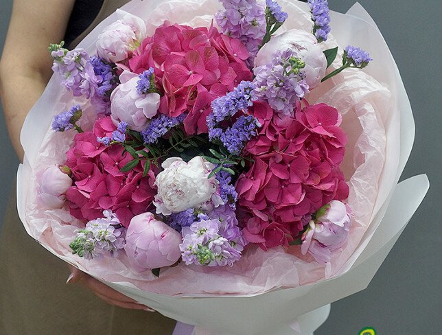 Buchet din hortensii roz, bujori si matthiola „Incantarea iubirii” foto