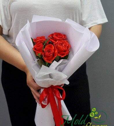Bouquet of 5 Orange Roses 40 cm photo 394x433