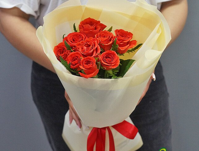 Букет из 9 оранжевых роз 40 см Фото