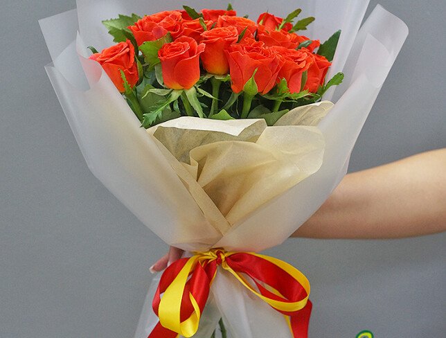 Bouquet of 15 Orange Roses 40 cm photo