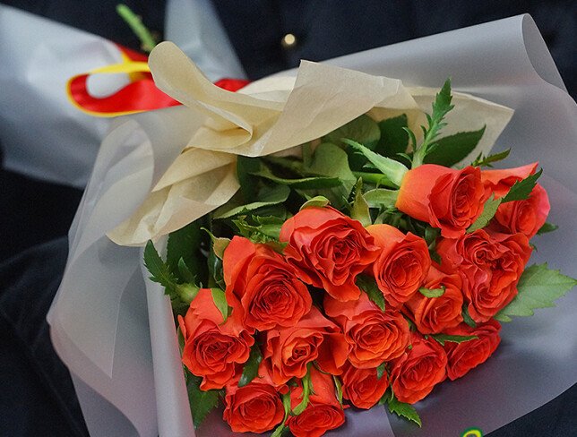 Bouquet of 15 Orange Roses 40 cm photo