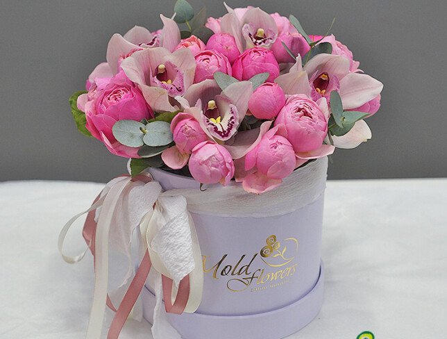Box with Peony Roses and White Orchids photo
