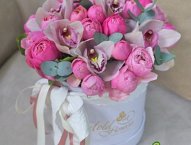 Box with Peony Roses and White Orchids photo