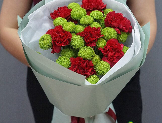 Bouquet of Red Dianthus and Chrysanthemums photo