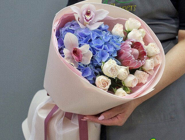 Bouquet "Exotic Charm" photo