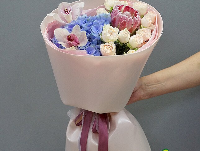 Bouquet "Exotic Charm" photo