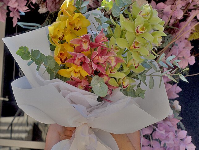 Bouquet "Royal Orchids" photo