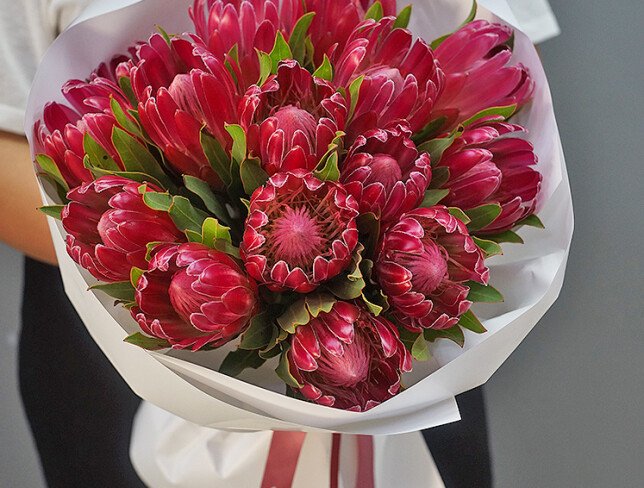 Buchet din 15 protee foto