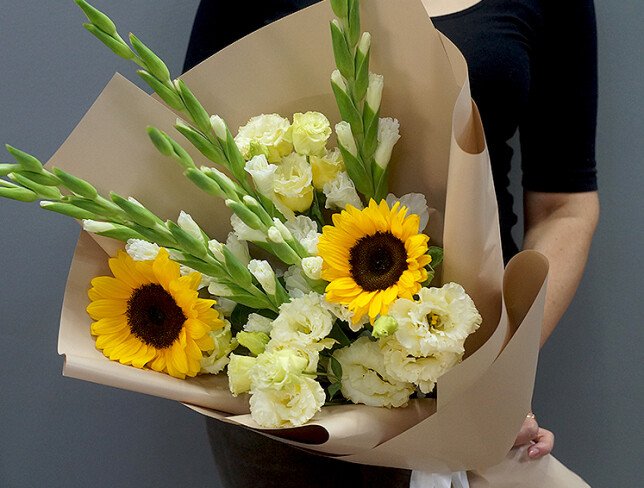 Bouquet with Sunflowers, White Gladiolus and Cream Eustoma photo