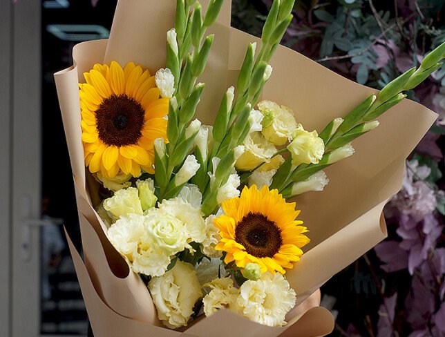 Bouquet with Sunflowers, White Gladiolus and Cream Eustoma photo