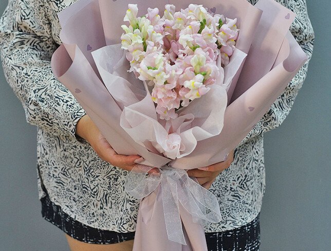 Bouquet of 9 Pink Snapdragons photo