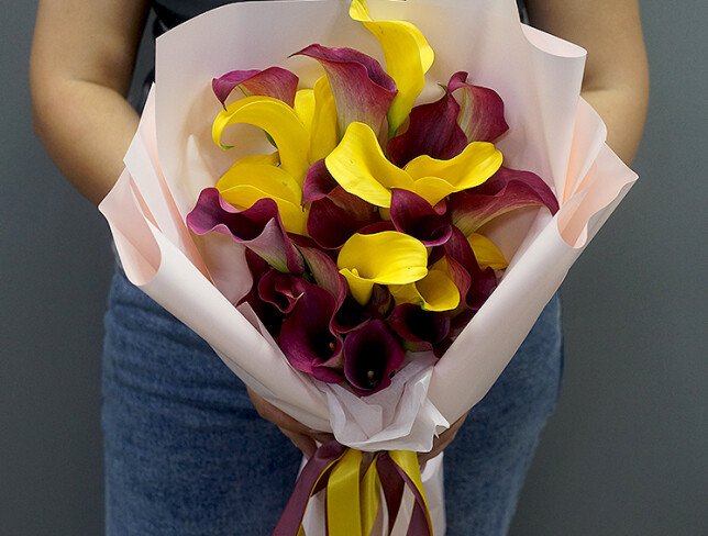 Buchet Contrast Regal foto