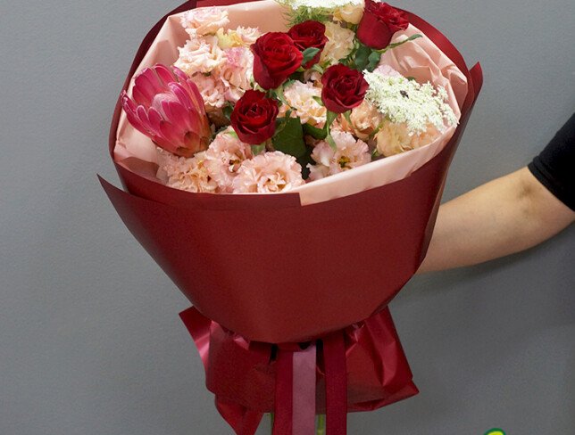 Bouquet with Red Roses, Cream Lisianthus  and Protea photo