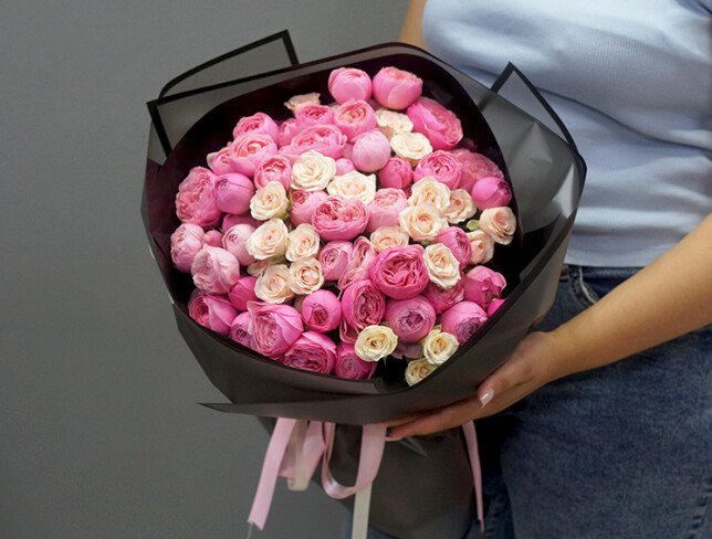 Bouquet "Whisper of Roses" photo
