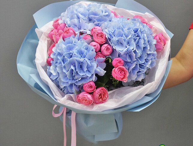 Buchet „Imbratisarea Cerului” foto