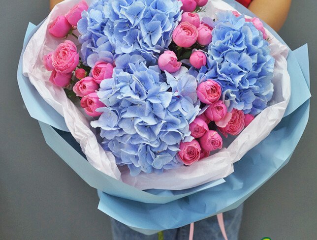 Buchet „Imbratisarea Cerului” foto
