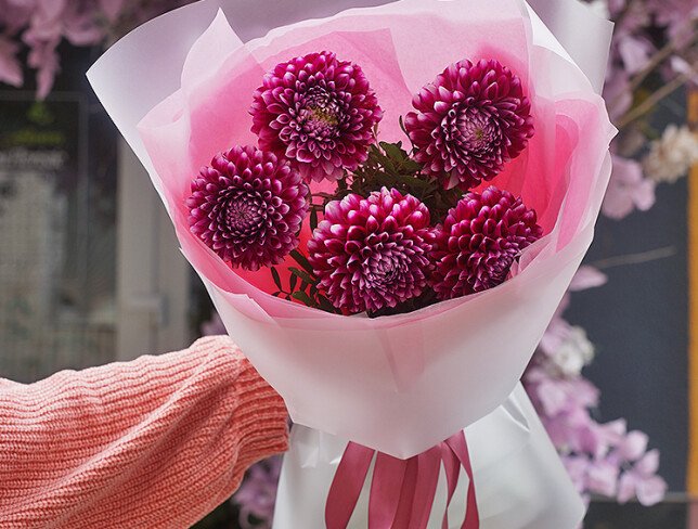 Buchet din 5 gheorghine roz foto