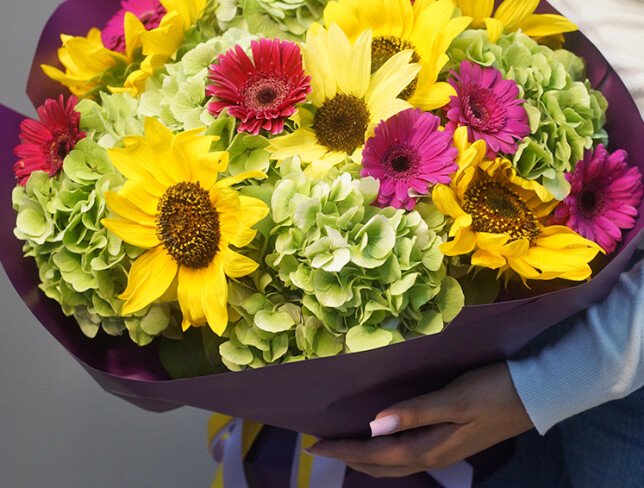 Bouquet with Green Hydrangea, Red Gerberas and Sunflowers photo